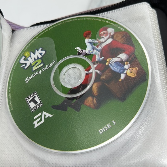 CD Zippered Vinyl Case with 12 Assorted-Game, Movie, Teaching Reference - Picture 9 of 14